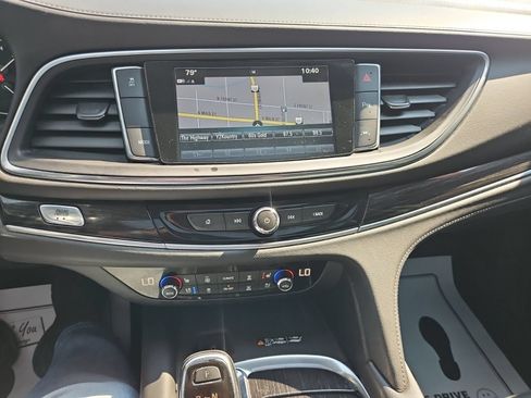 Used 2019 Buick Enclave Avenir w/ Avenir Technology Package FWD image 36