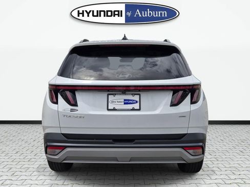 Certified 2025 Hyundai Tucson SEL AWD/4WD image 6