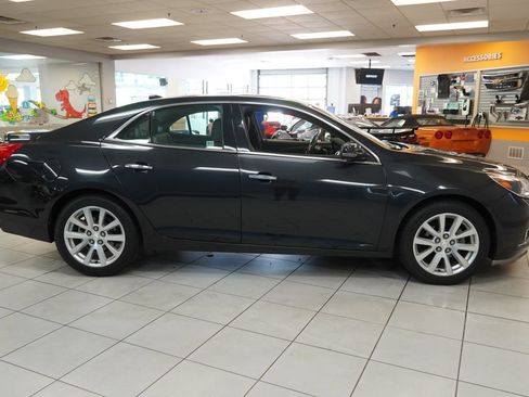 Used 2013 Chevrolet Malibu LTZ FWD image 13
