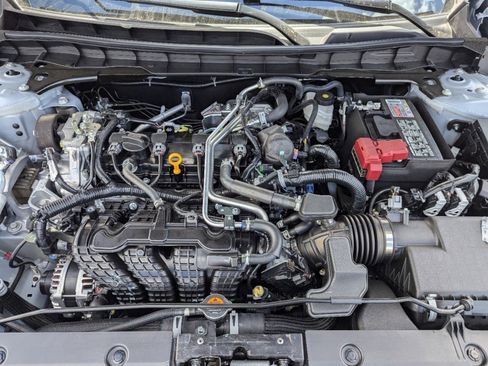 New 2025 Nissan Altima 2.5 SR image 11