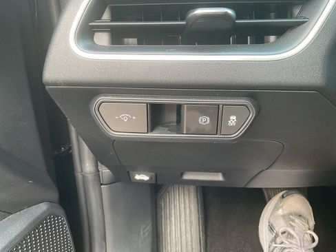 Used 2025 Kia K4 FWD image 18