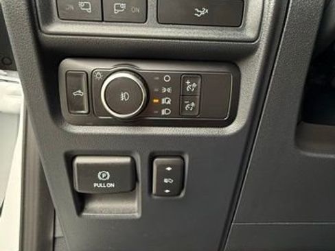 Used 2022 Ford F150 XLT w/ Equipment Group 302A High image 37