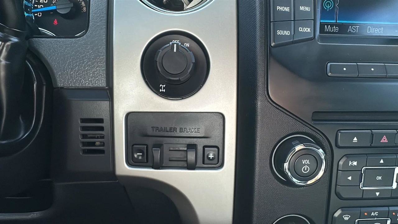 Used 2013 Ford F150 XLT w/ Luxury Equipment Group RWD image 47