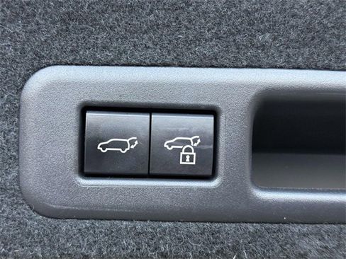 Certified 2022 Lexus RX 450h AWD w/ Premium Package image 18