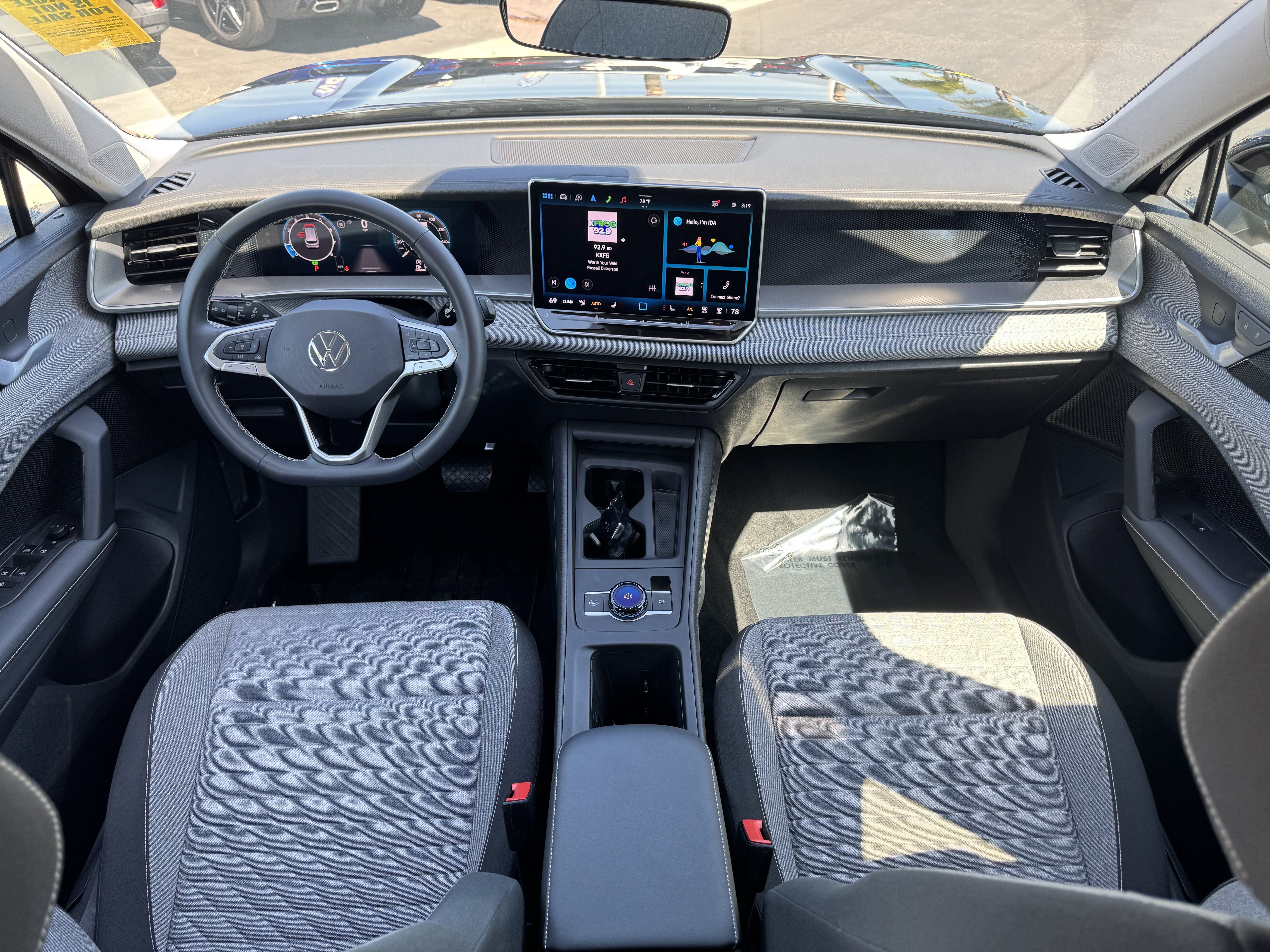 Certified 2025 Volkswagen Tiguan S FWD image 28