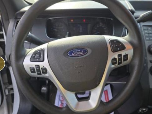 Used 2016 Ford Taurus Police Interceptor image 9