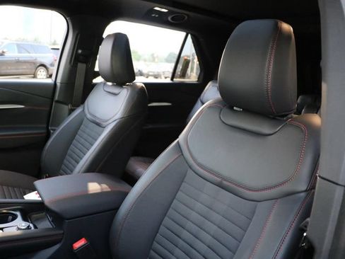 New 2026 Ford Explorer ST-Line w/ ST-Line Street Pack AWD/4WD image 23