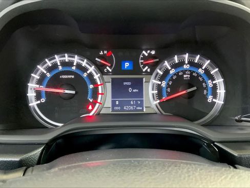 Used 2019 Toyota 4Runner Limited image 25