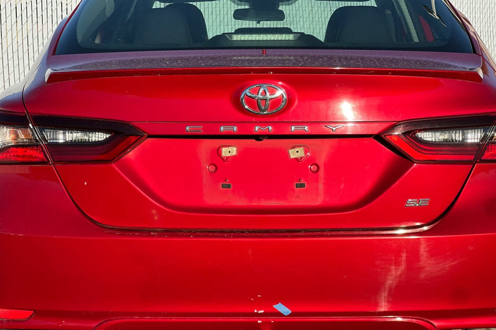 Used 2021 Toyota Camry SE FWD image 22