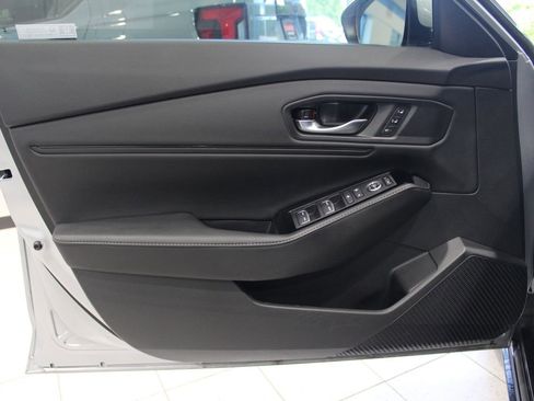 Used 2024 Honda Accord Touring image 34