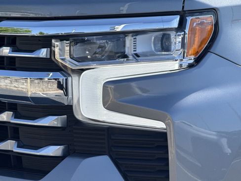Used 2024 Chevrolet Silverado 1500 LTZ AWD/4WD image 6
