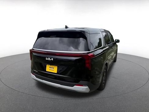Used 2026 Kia Carnival FWD image 15