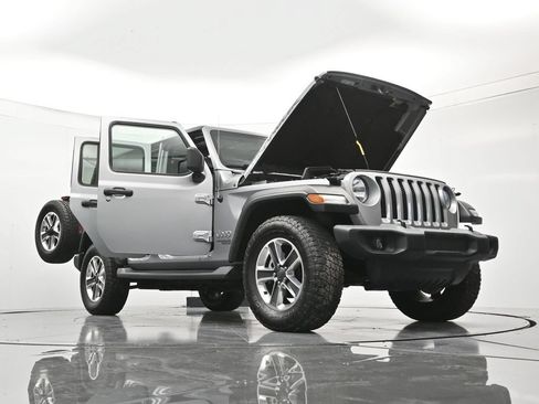 Used 2019 Jeep Wrangler Unlimited Sport w/ Technology Group AWD/4WD image 49