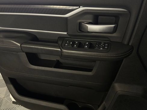 Used 2025 RAM 2500 Big Horn AWD/4WD image 25