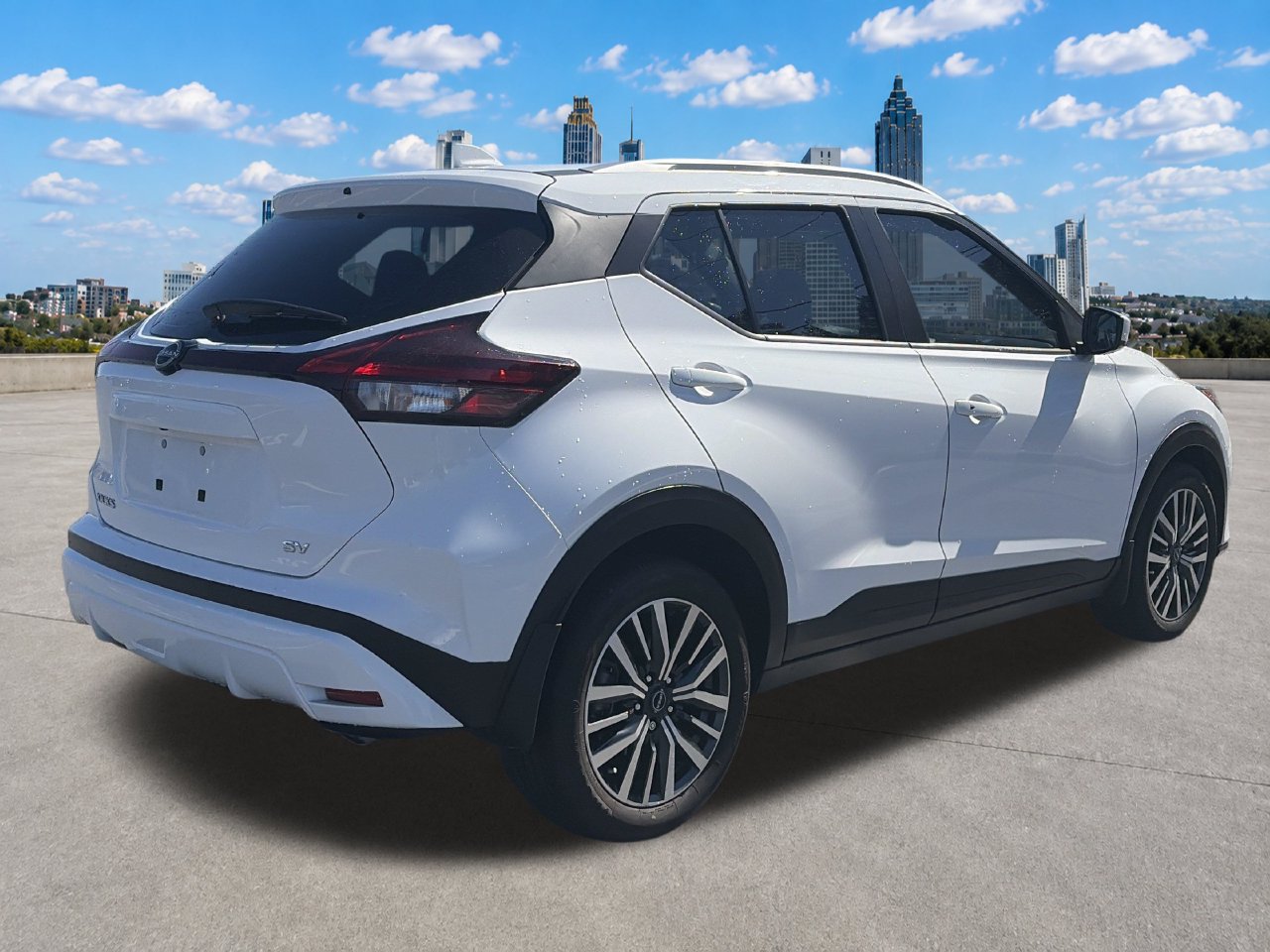 Certified 2023 Nissan Kicks SV FWD image 5