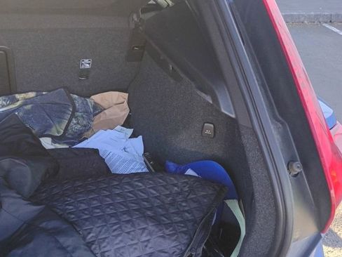 Used 2021 Volvo XC40 T5 R-Design w/ Advanced Package image 24