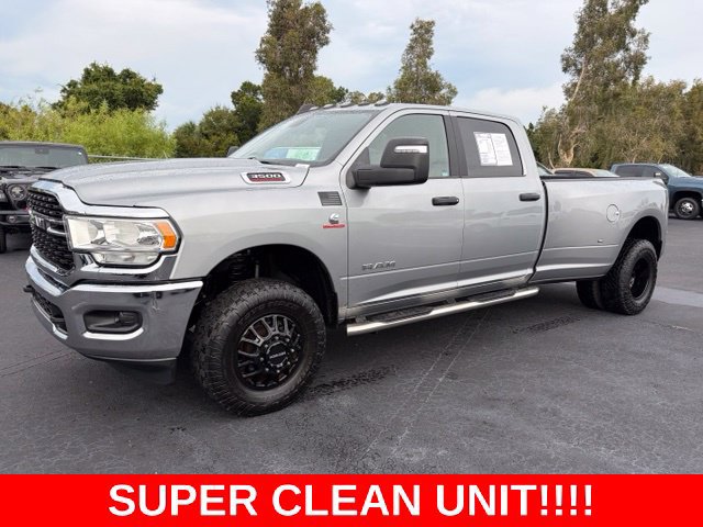 Used 2024 RAM 3500 Big Horn AWD/4WD image 3