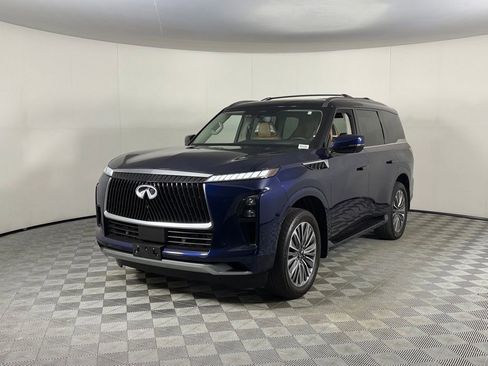 Used 2025 INFINITI QX80 Sensory w/ Exterior Package AWD/4WD image 3
