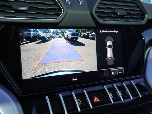 Used 2022 Lamborghini Urus image 61