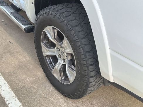 Used 2020 RAM 1500 Laramie w/ Sport Appearance Package AWD/4WD image 4