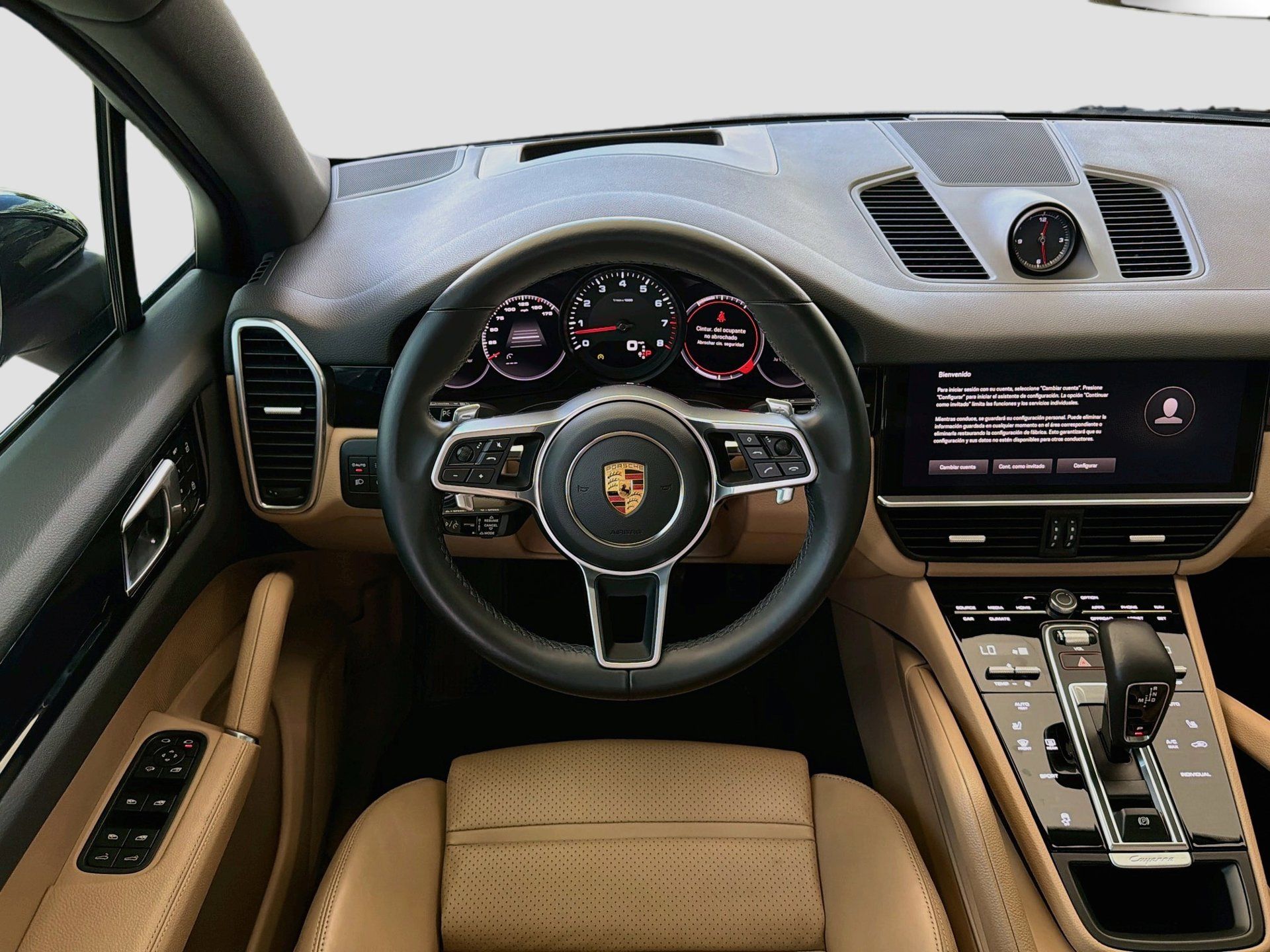 Used 2022 Porsche Cayenne AWD/4WD image 17