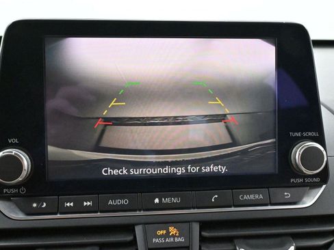 Used 2020 Nissan Altima 2.5 SV image 21