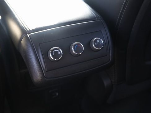 Used 2017 Buick Enclave Leather image 27