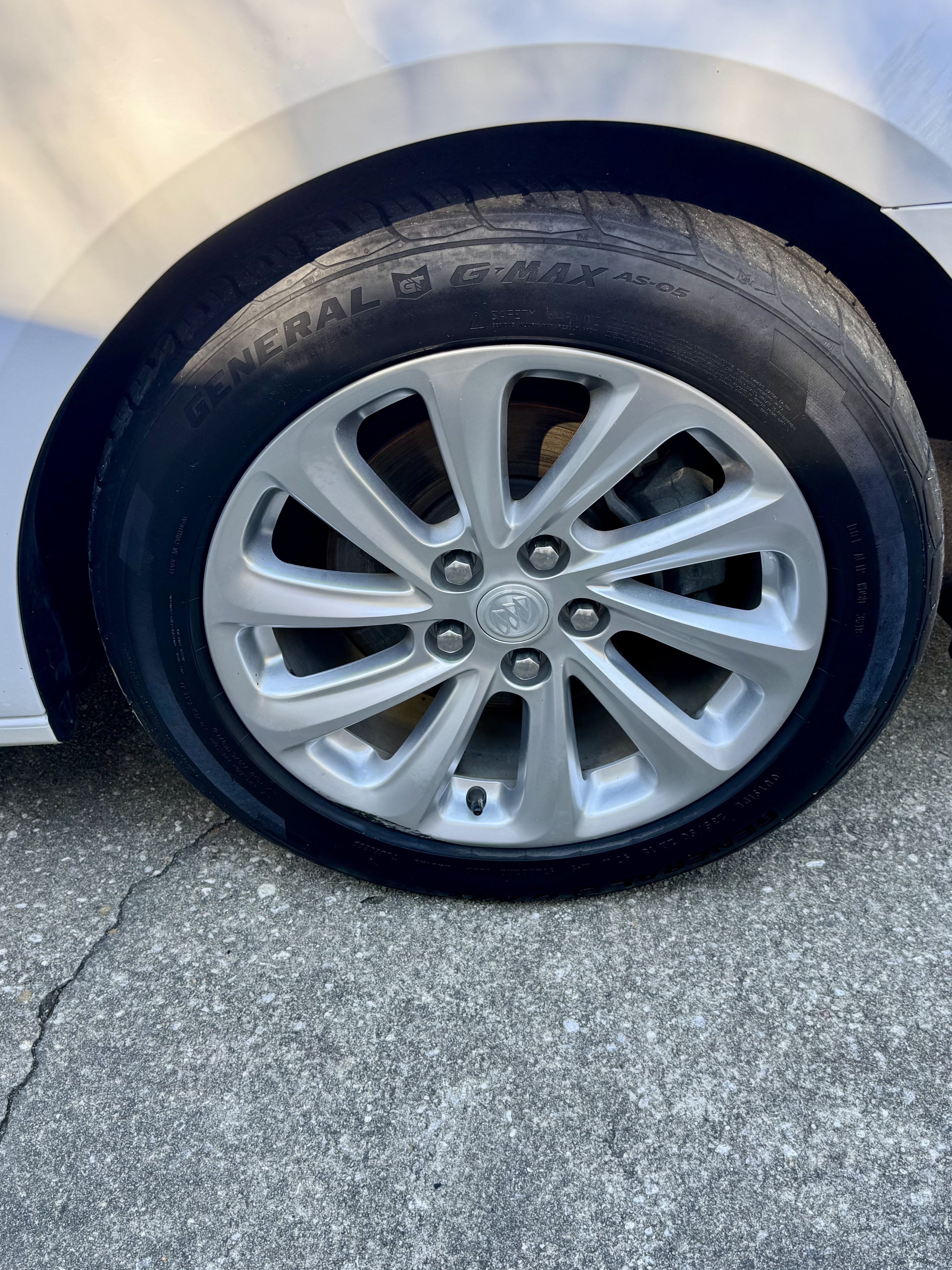 Used 2014 Buick LaCrosse Leather FWD image 16