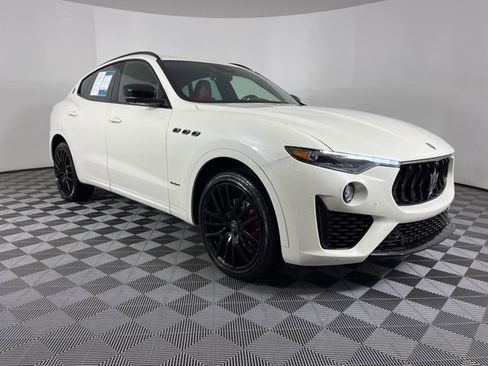 Used 2021 Maserati Levante GranSport image 2