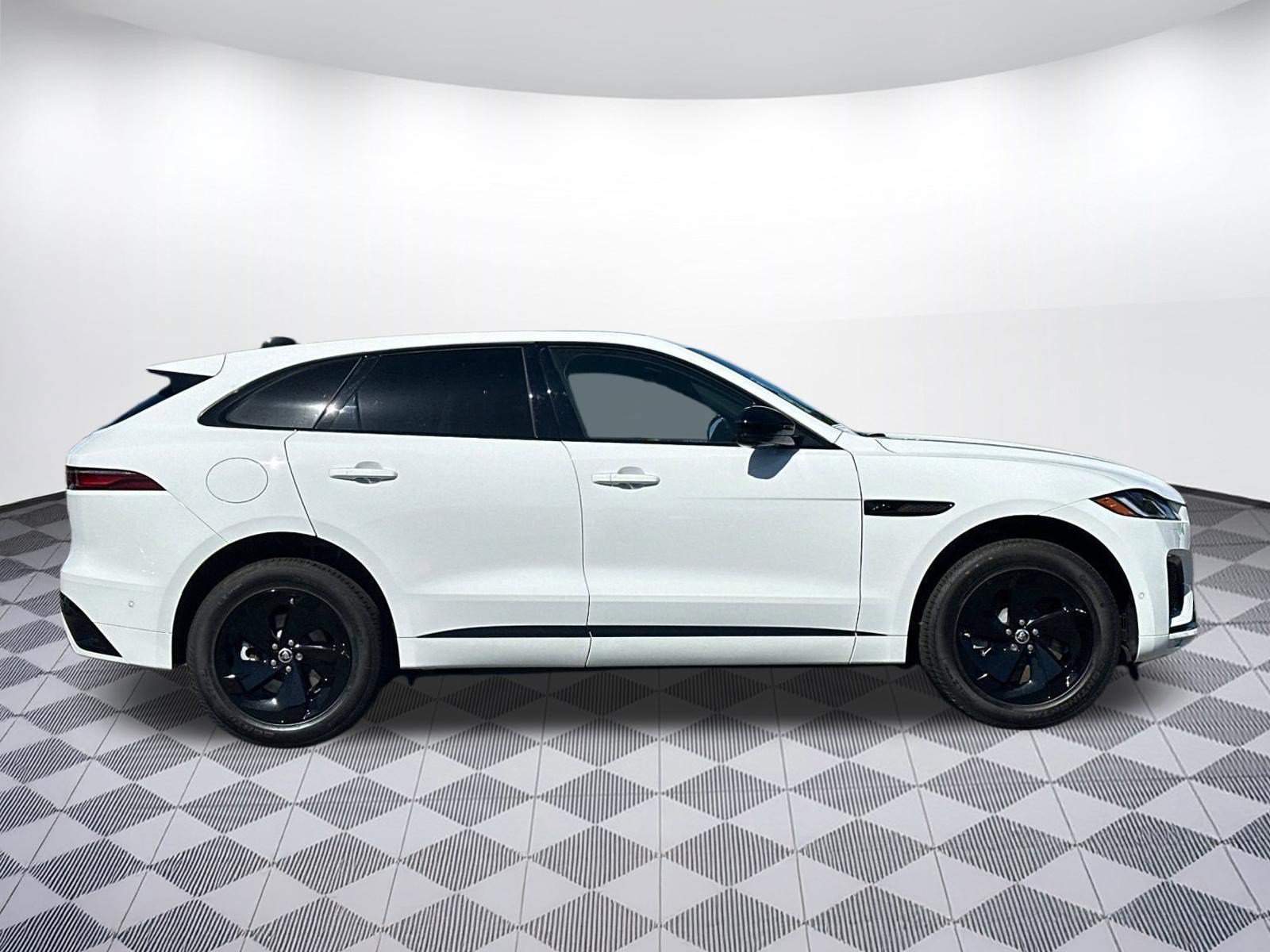 New 2026 Jaguar F-PACE R-Dynamic S AWD/4WD image 7