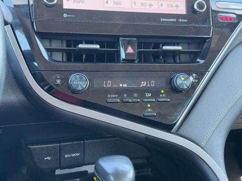 Used 2024 Toyota Camry XSE image 19