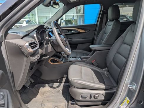 Used 2023 Chevrolet TrailBlazer ACTIV w/ Sun and Liftgate Package AWD/4WD image 10