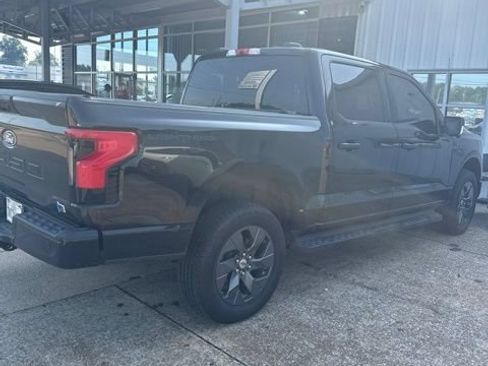 Used 2025 Ford F150 Lightning XLT AWD/4WD image 5