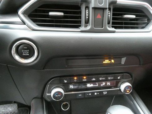 Used 2023 MAZDA CX-5 Carbon Edition image 12