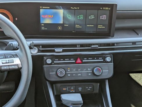 Used 2025 Hyundai Santa Cruz SE image 12