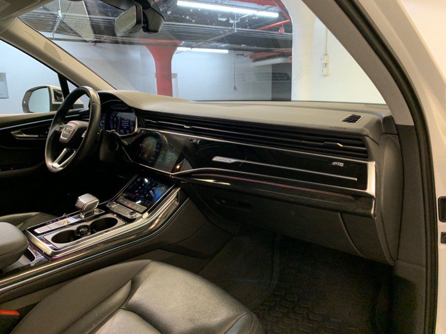 Used 2023 Audi Q7 3.0T Premium Plus AWD/4WD image 63