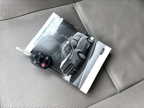 Used 2016 Ford Transit Connect Titanium image 14