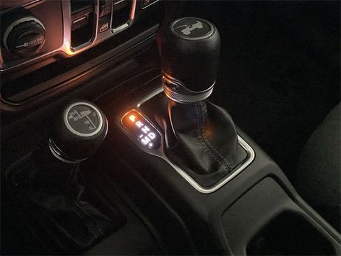 Used 2024 Jeep Wrangler Sahara w/ Technology Group image 21