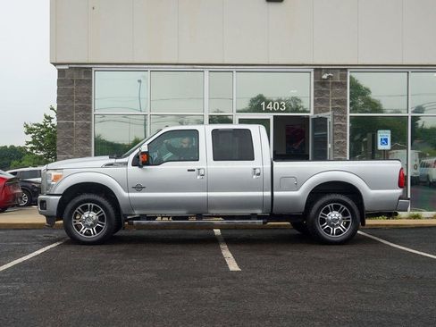 Used 2016 Ford F250 Platinum w/ FX4 Off-Road Package AWD/4WD image 5