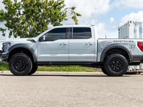 Used 2023 Ford F150 Raptor w/ Raptor 37 Performance Package AWD/4WD image 7