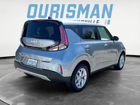 Used 2024 Kia Soul LX w/ Option Group 015 FWD image 6