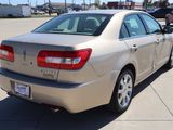 Used 2006 Lincoln Zephyr image 5