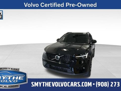 Certified 2025 Volvo XC40 B5 Ultra w/ Climate Package AWD/4WD image 1