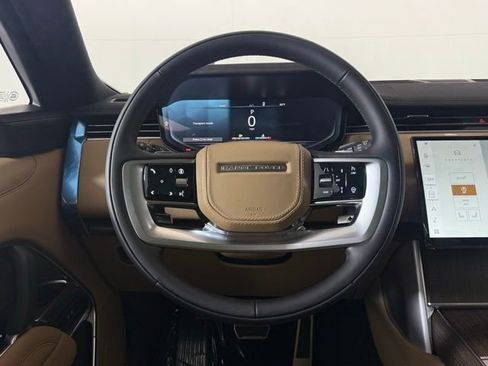 New 2026 Land Rover Range Rover SE image 24