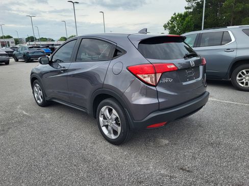 Used 2017 Honda HR-V EX image 6