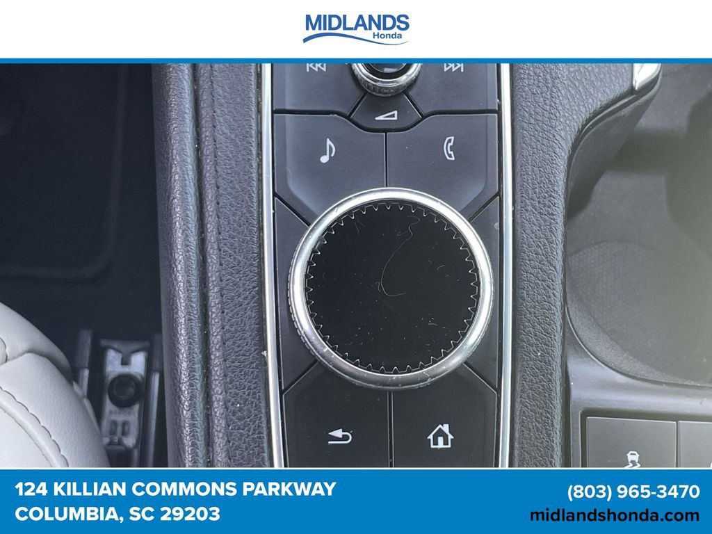 Used 2019 Cadillac XT4 Sport FWD image 29