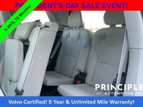 Certified 2024 Volvo XC90 B5 Plus image 33