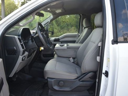 Used 2019 Ford F250 XLT image 9