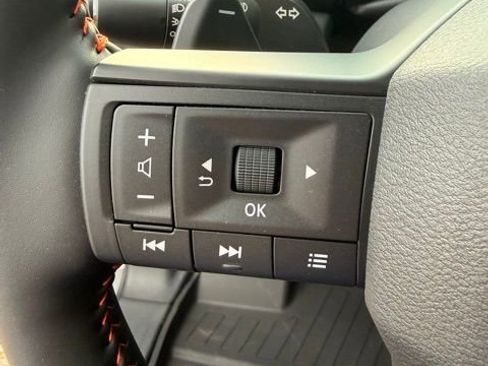 New 2026 Nissan Pathfinder Rock Creek AWD/4WD image 11
