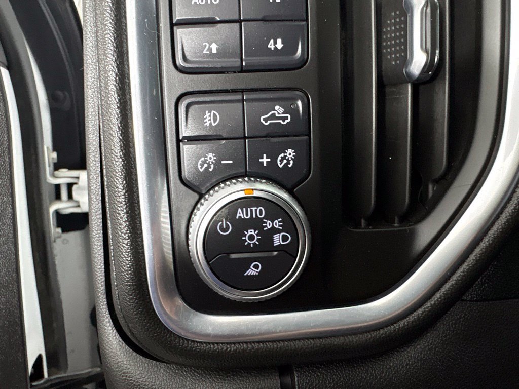 Used 2021 GMC Sierra 1500 SLT AWD/4WD image 23